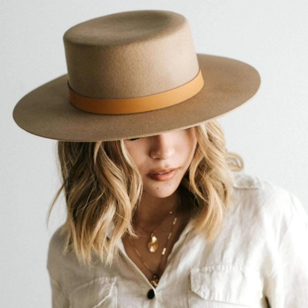 NWT Tan Dahlia Boater Hat w/Camel Leather Hat Band 100% Australian Wool